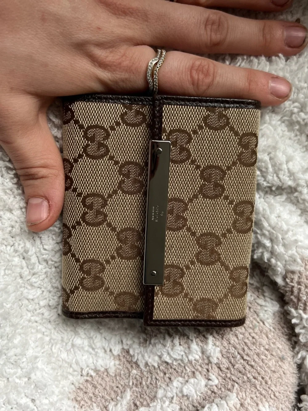 Gucci Beige and Brown GG Canvas Compact Wallet with Metal Plaque - Picture 11 of 11